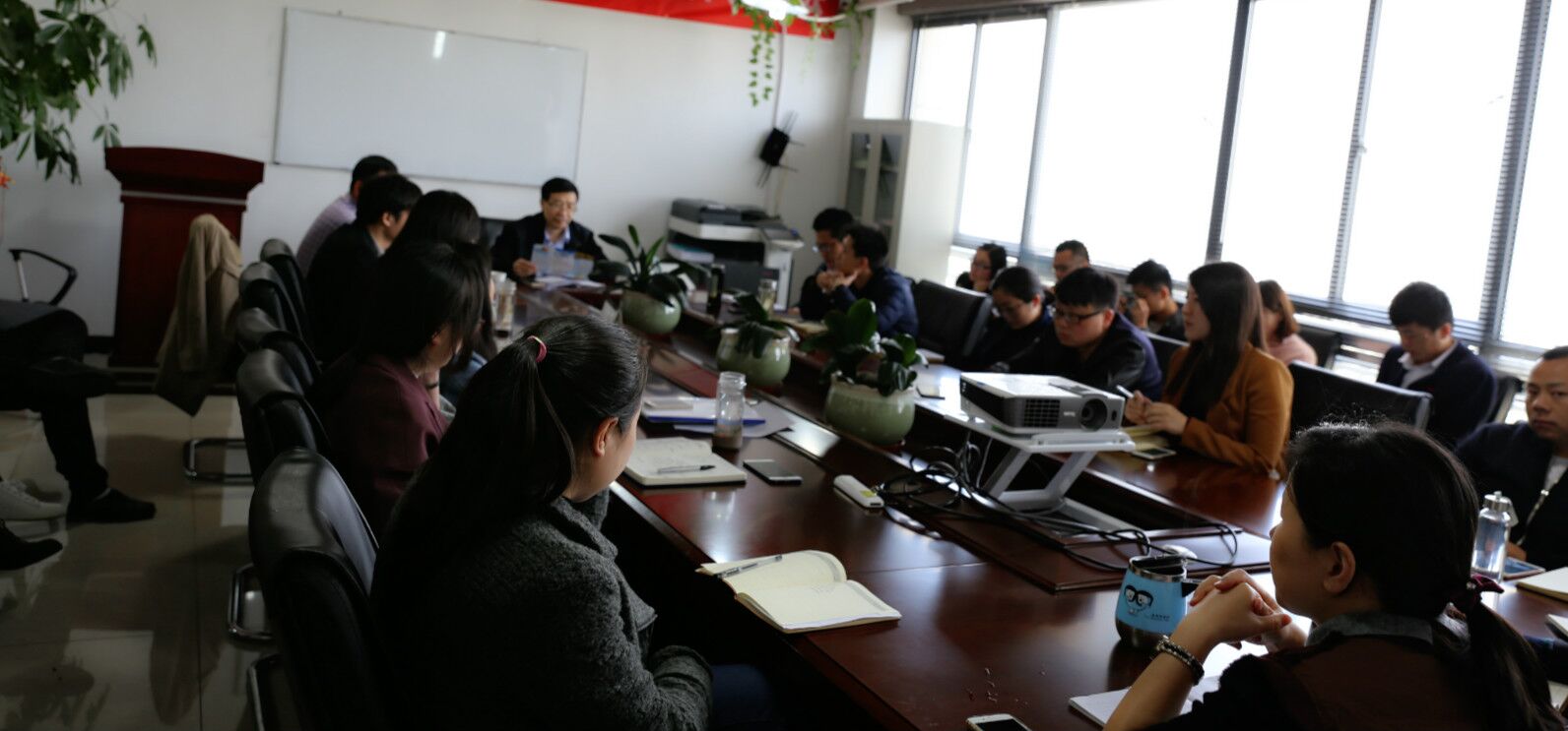 培訓(xùn)為大！專家來(lái)我司培訓(xùn)金融管理課程